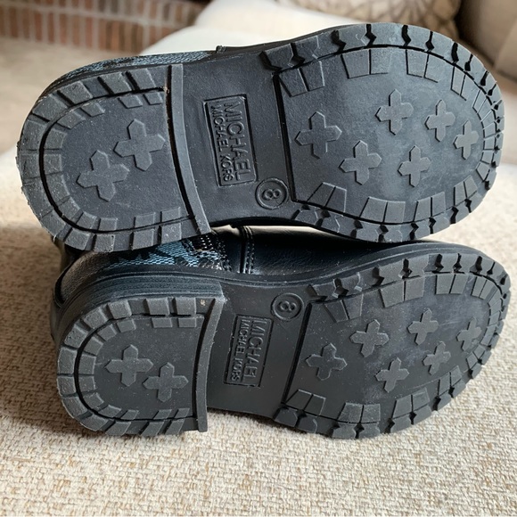 Michael Kors kids boots, size 8 - Picture 4 of 8